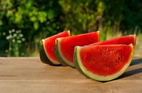 吃瓜毒,网络谣言背后的真相与反思