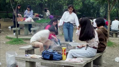 惠州老师吃瓜事件,网络舆论下的师德争议与反思