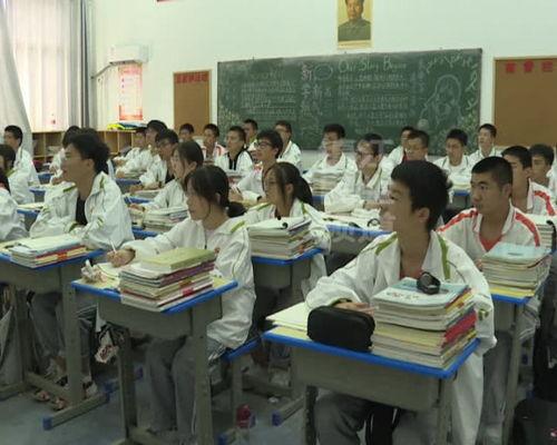 镇江高中老师吃瓜