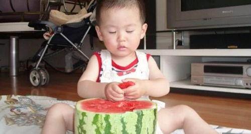 吃瓜人物模仿,揭秘吃瓜群众的狂欢盛宴